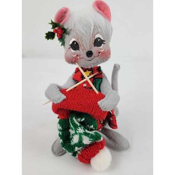 Annalee Other - 98 Annalee Mouse Knitting Cap w/toothpicks Tree Dress Felt Plush Posable Doll 6"